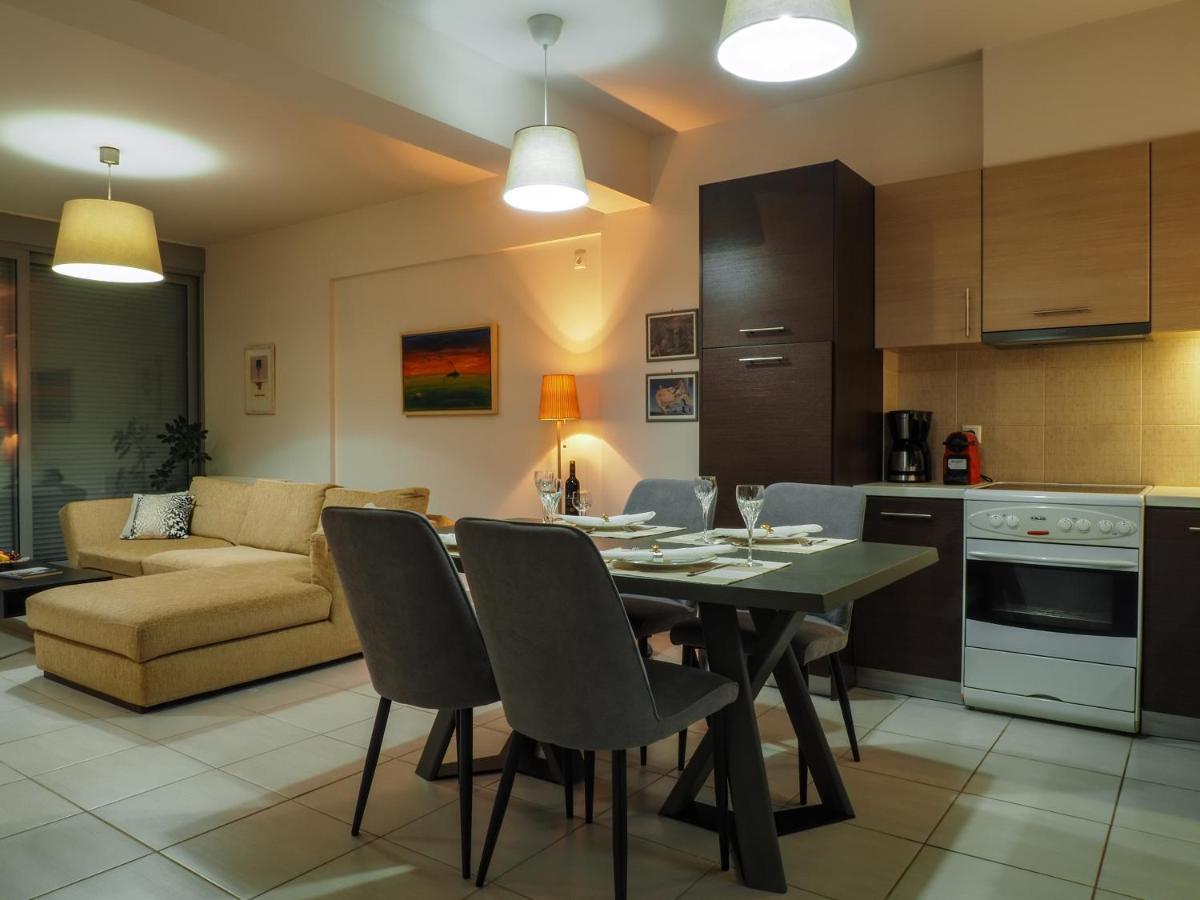 Sea End Sun Apartment Volos Ngoại thất bức ảnh